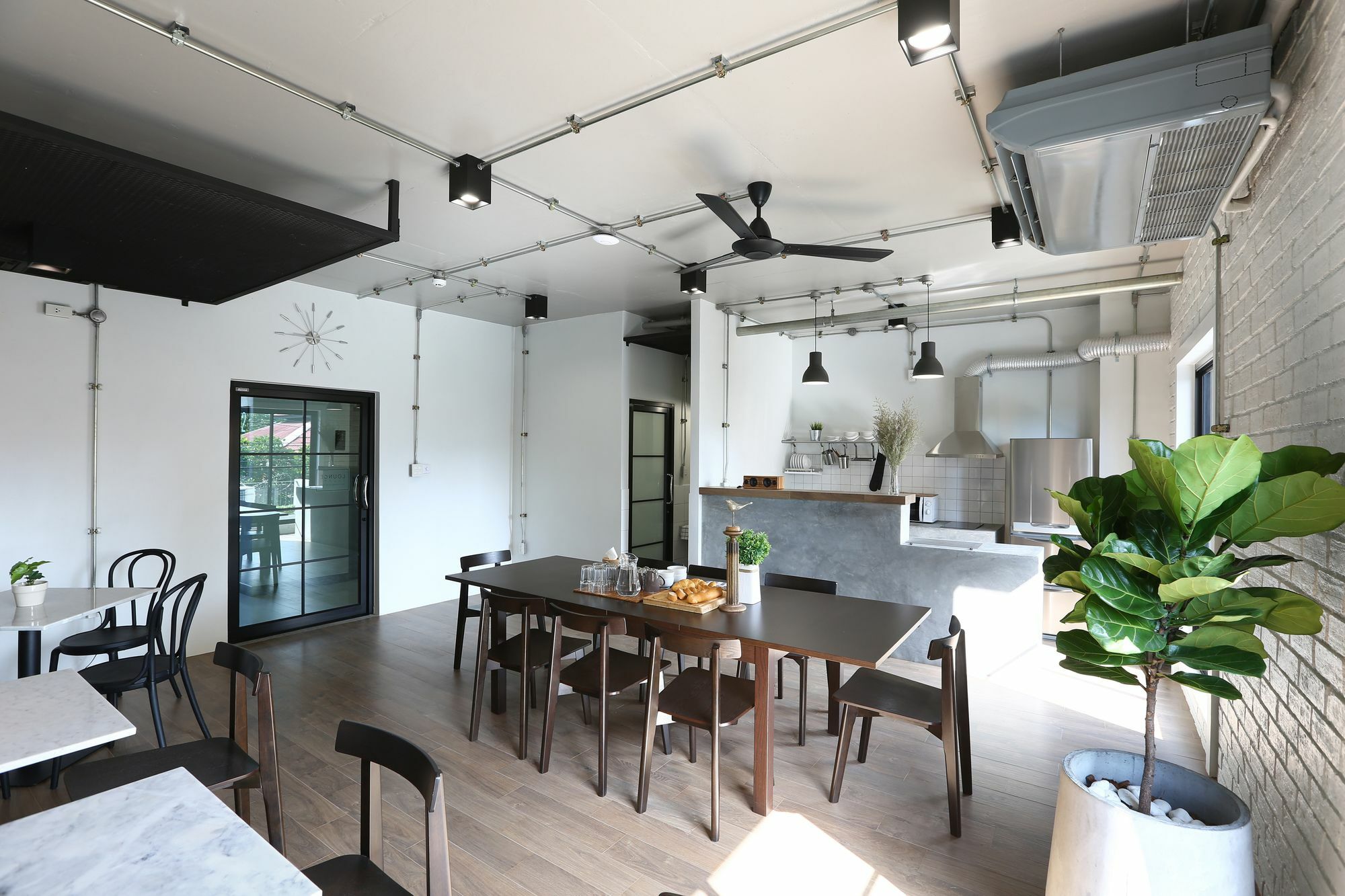 Sukh Serviced Apartment Ban Kho Hong Exteriér fotografie